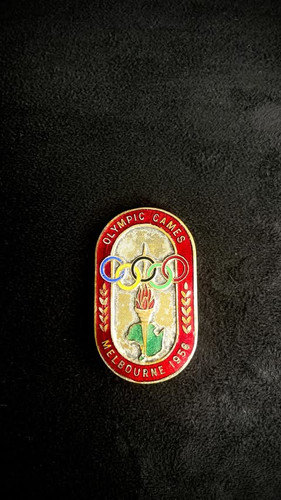 بج سینه المپیک استرالیا قدمت ۶۷ سال سالم کمییاب انتیک