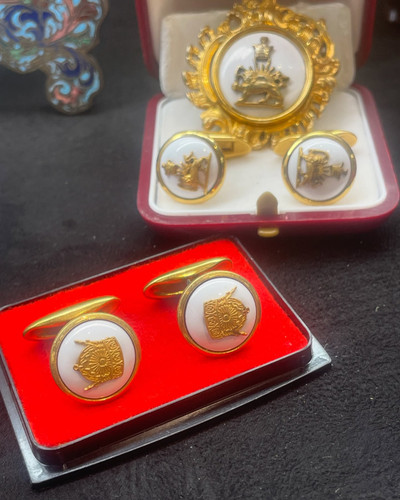 دکمه سر دست تاج اسپرونگ