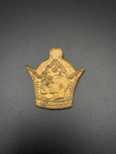 نشان برنز هدیه مردم گیلان به شاه